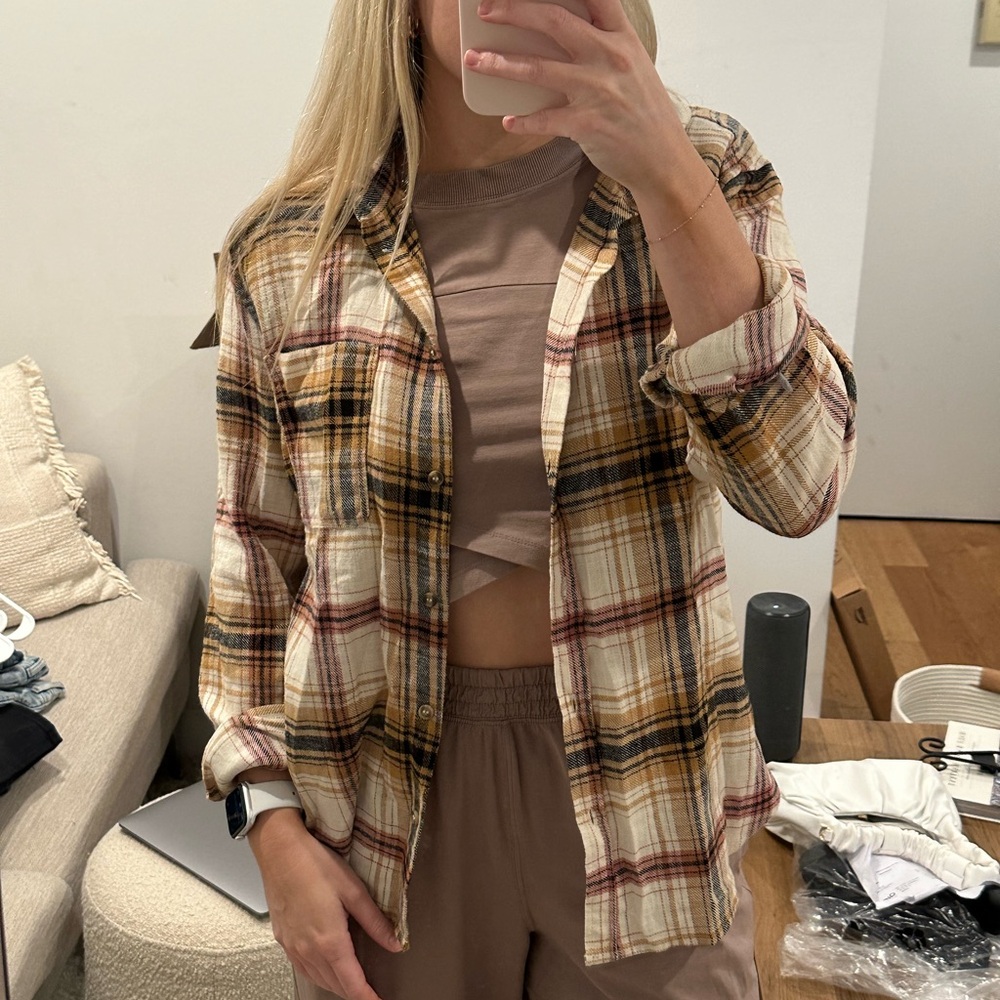Flannel - Plaid - size medium
